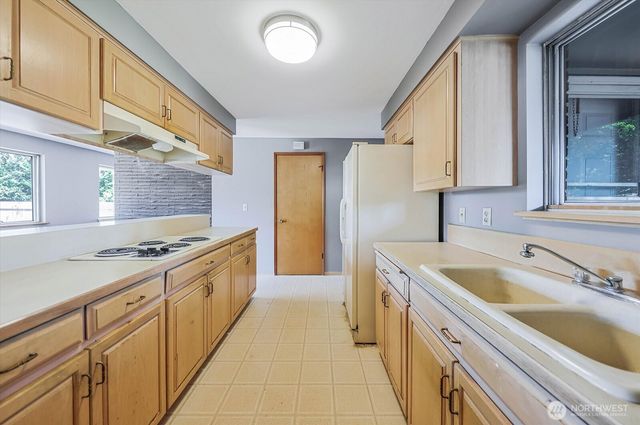 9015 Winona Street SW, Lakewood, WA 98498
