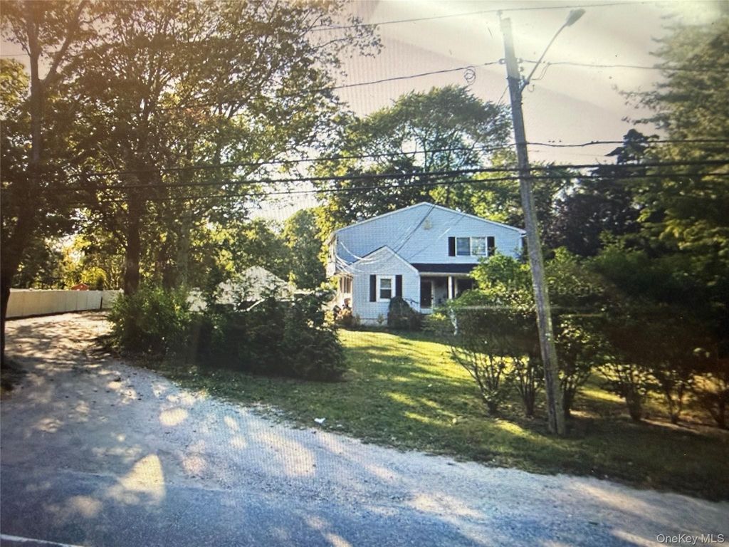 928 Connetquot Avenue, Central Islip, NY 11722 — exterior