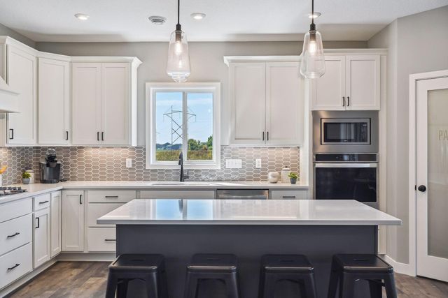 22574 Thrush Street NW, Oak Grove, MN 55005