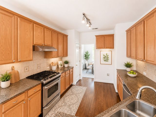 3705 Mason Drive, Plano, TX 75025