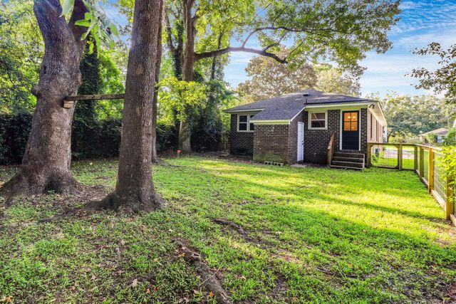 1728 Pinckney Park Drive B, Charleston, SC 29407