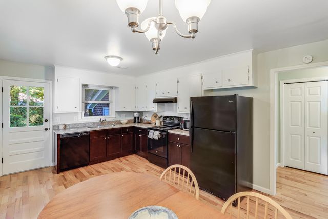 1728 Pinckney Park Drive B, Charleston, SC 29407