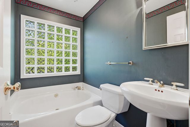 8 John Street, Winder, GA 30680