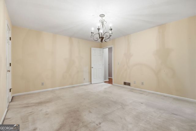 8 John Street, Winder, GA 30680