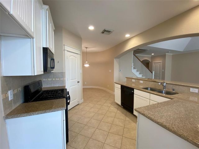 2833 Seaside Drive, Seabrook, TX 77586