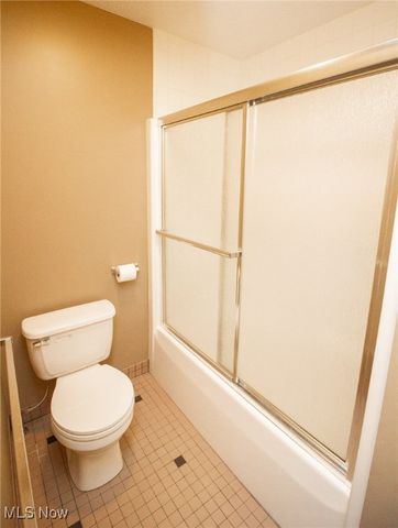 2128 Lyon Boulevard, Poland, OH 44514