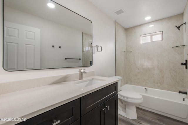 2229 W Window Rock Drive, Tucson, AZ 85745