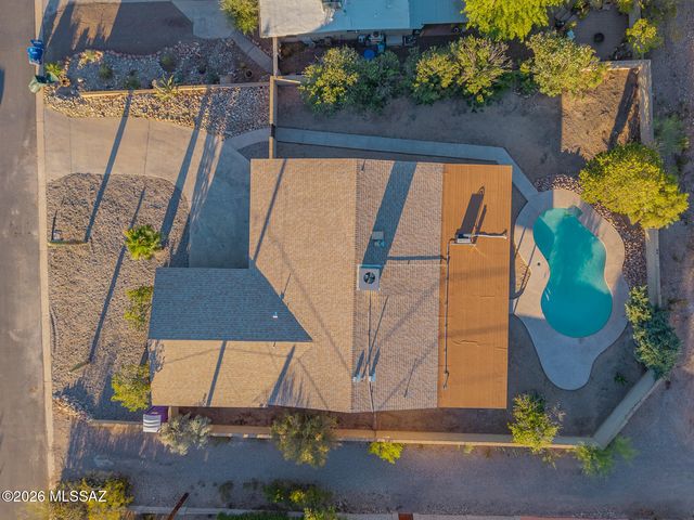 2229 W Window Rock Drive, Tucson, AZ 85745