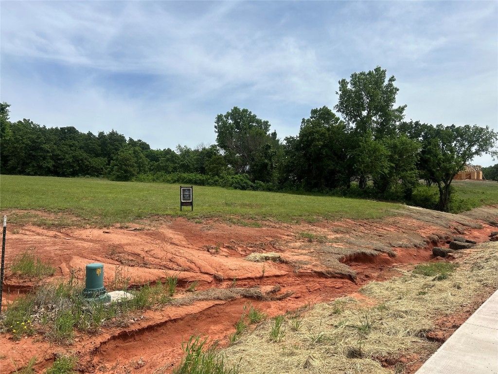 1225 Layla LN, Blanchard, OK 73010
