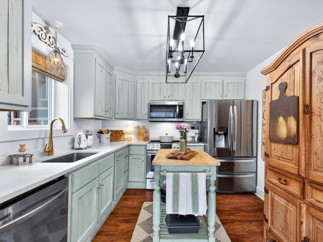 784 Lake Logan Rd, Ardmore, TN 38449