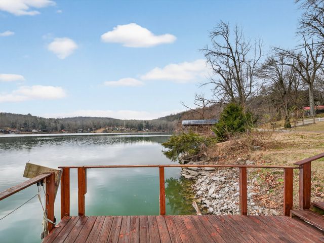 784 Lake Logan Rd, Ardmore, TN 38449