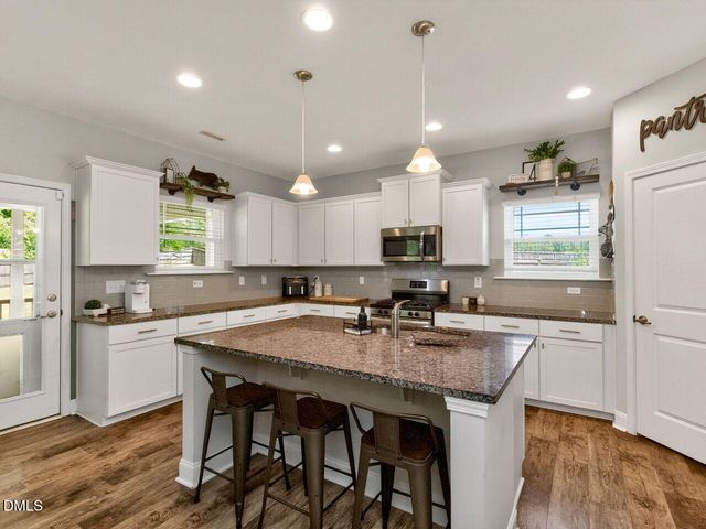 298 Hannah Yam Lane, Benson, NC 27504