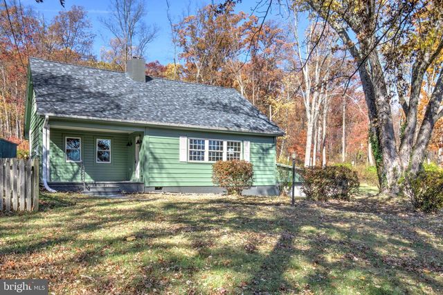 203 MENG RD, Schwenksville, PA 19473