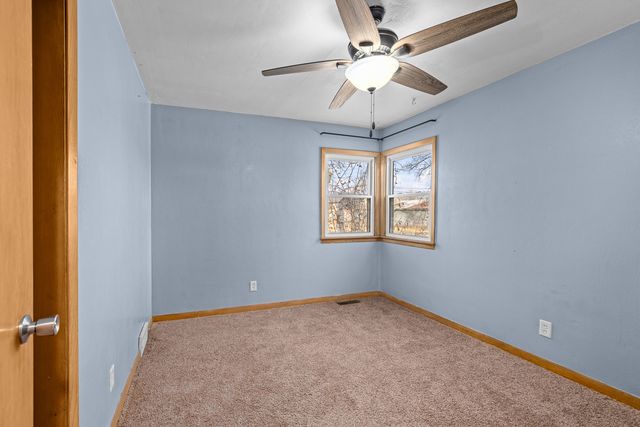 209 17th Street E, Milan, IL 61264