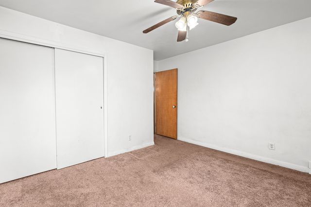 209 17th Street E, Milan, IL 61264