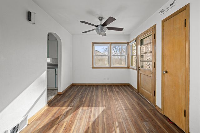 209 17th Street E, Milan, IL 61264