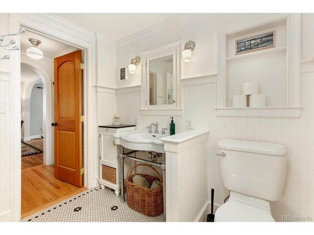 212 Blake St, Salida, CO 81201