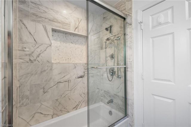 1286 Rainbow CT, Naples, FL 34110