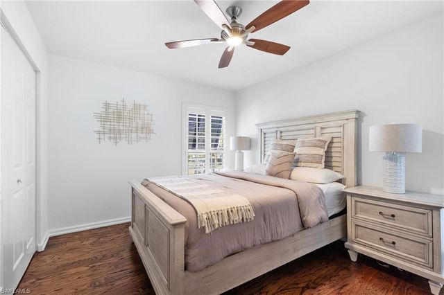 1286 Rainbow CT, Naples, FL 34110