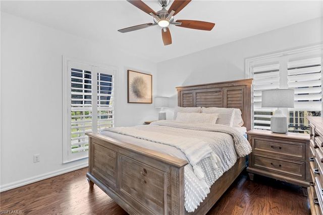 1286 Rainbow CT, Naples, FL 34110