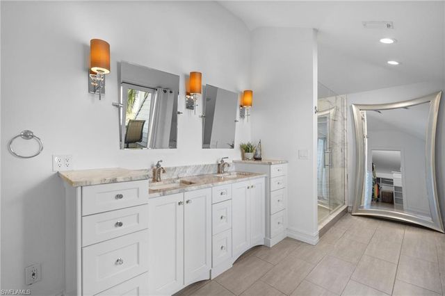 1286 Rainbow CT, Naples, FL 34110