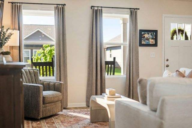 613 Cedar Brook Dr, White House, TN 37188