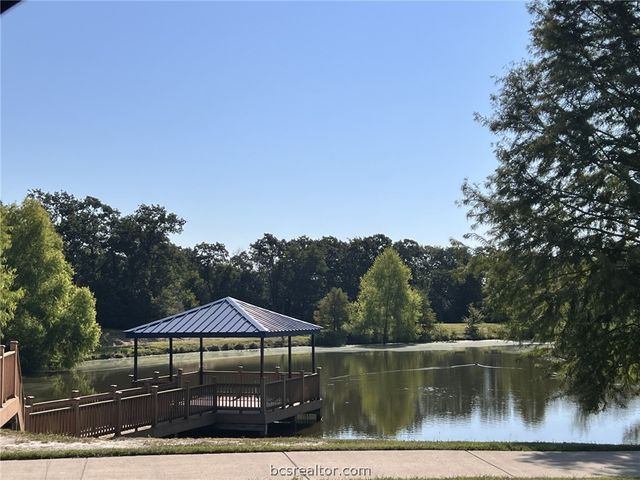 2147 Mountain Wind Loop, Bryan, TX 77807