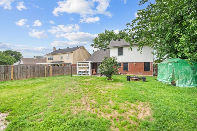 916 Danforth Place, Arlington, TX 76017