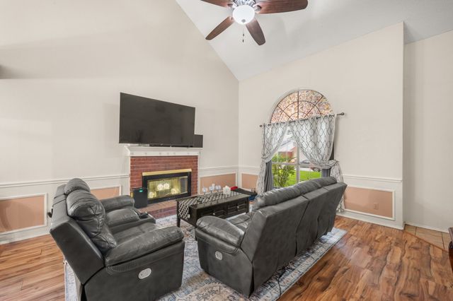 916 Danforth Place, Arlington, TX 76017