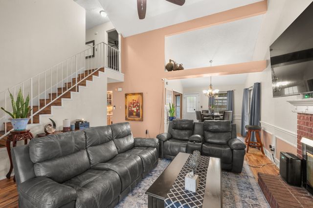 916 Danforth Place, Arlington, TX 76017