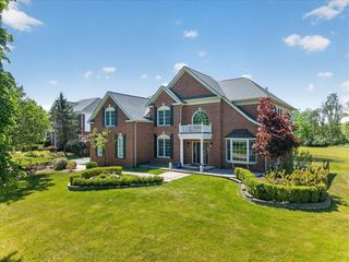 2931 Walnut Ridge Drive, Ann Arbor, MI 48103