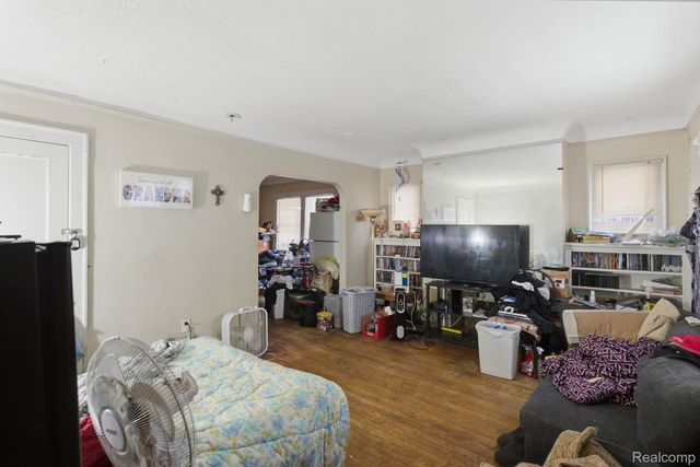 78 Newberry Street, Pontiac, MI 48341