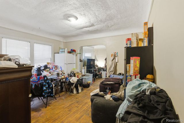 78 Newberry Street, Pontiac, MI 48341