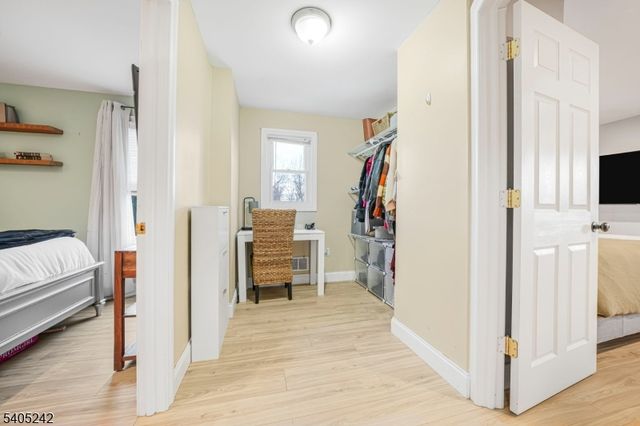 46 Barbara Dr, Pompton Lakes Boro, NJ 07442