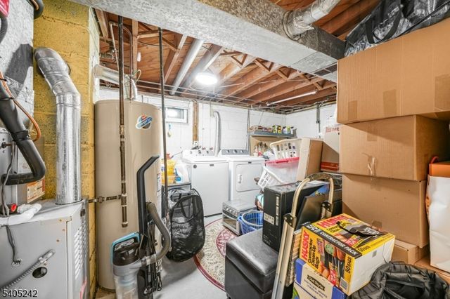 46 Barbara Dr, Pompton Lakes Boro, NJ 07442