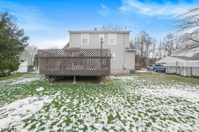 46 Barbara Dr, Pompton Lakes Boro, NJ 07442