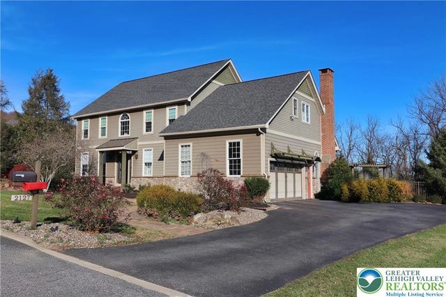 2127 Sherbrooke Drive, Lower Saucon Twp, PA 18015