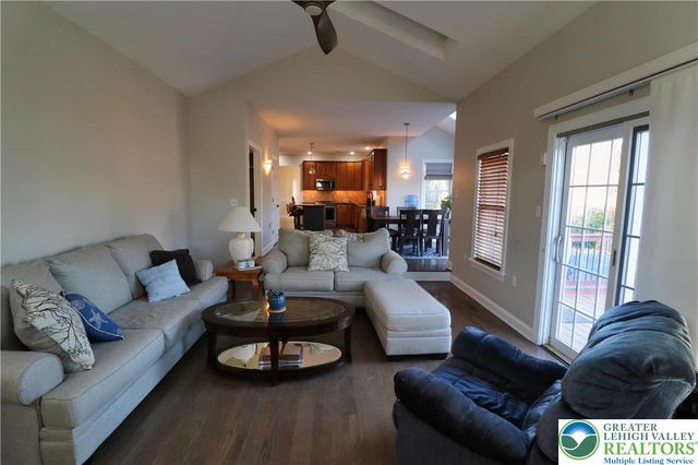 2127 Sherbrooke Drive, Lower Saucon Twp, PA 18015