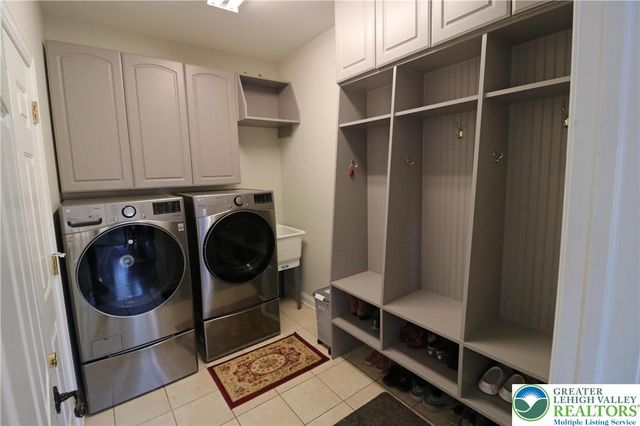 2127 Sherbrooke Drive, Lower Saucon Twp, PA 18015