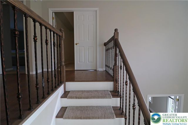 2127 Sherbrooke Drive, Lower Saucon Twp, PA 18015