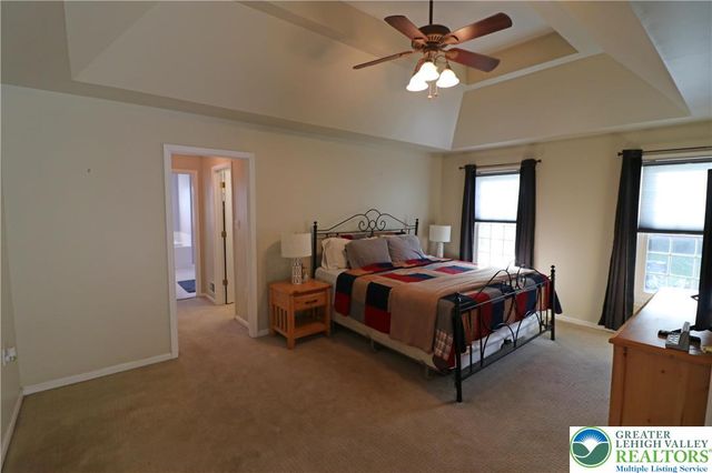 2127 Sherbrooke Drive, Lower Saucon Twp, PA 18015