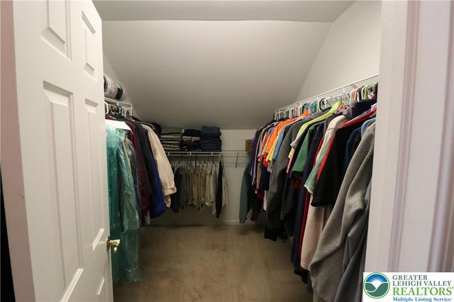 2127 Sherbrooke Drive, Lower Saucon Twp, PA 18015