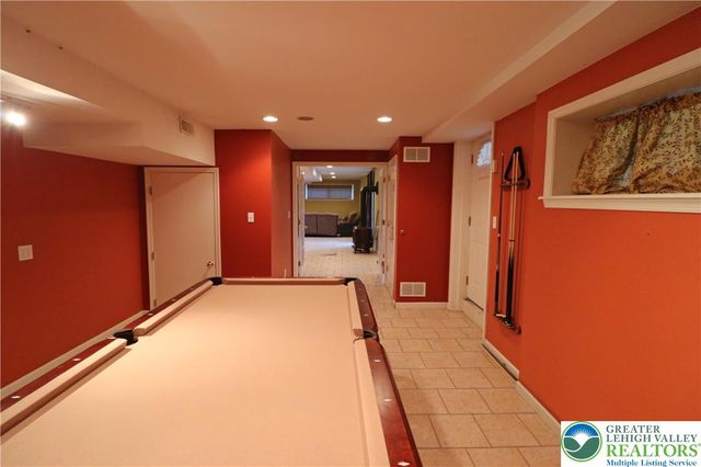 2127 Sherbrooke Drive, Lower Saucon Twp, PA 18015