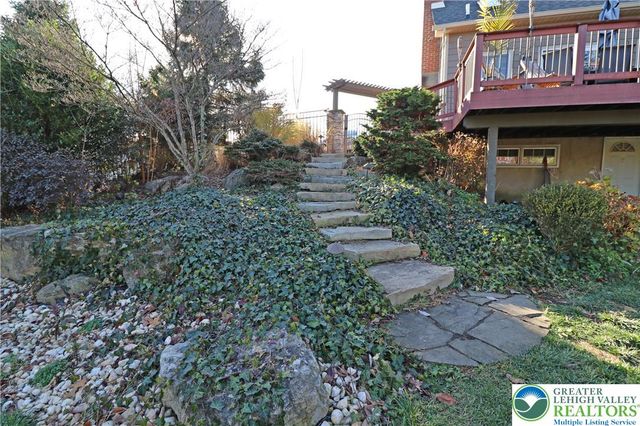 2127 Sherbrooke Drive, Lower Saucon Twp, PA 18015