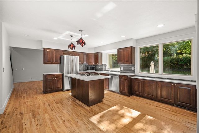 1114 E 19th Ave, Spokane, WA 99203