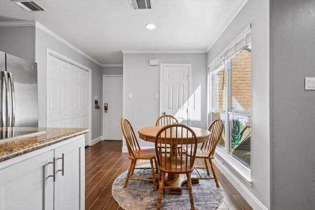 12415 Rocky Knoll Drive, Houston, TX 77077