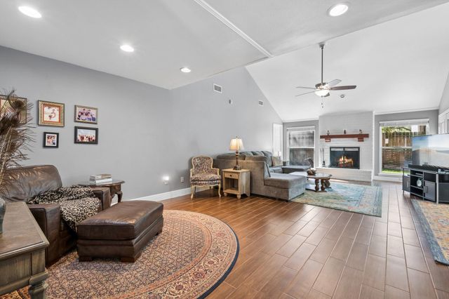 12415 Rocky Knoll Drive, Houston, TX 77077