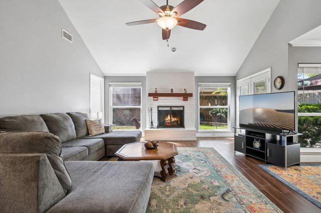 12415 Rocky Knoll Drive, Houston, TX 77077