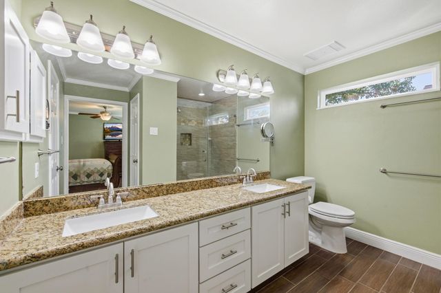 12415 Rocky Knoll Drive, Houston, TX 77077