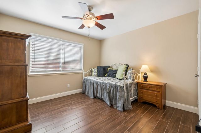 12415 Rocky Knoll Drive, Houston, TX 77077